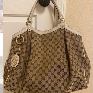 Authentic GUCCI Sukey GG Large w/ Gucci wallet